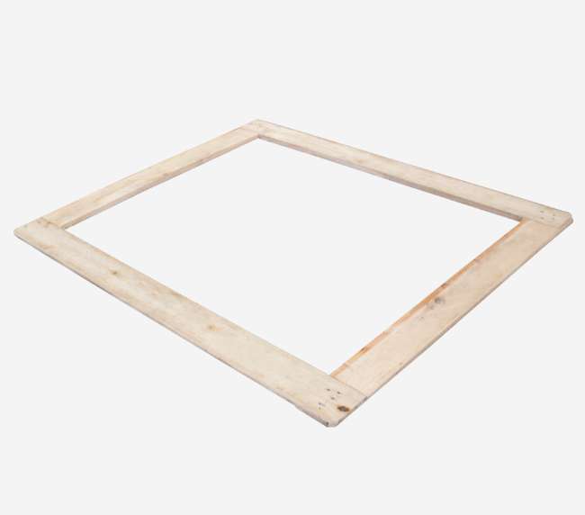 Foto de quadro de contenção para pallet de madeira para travamento de carga