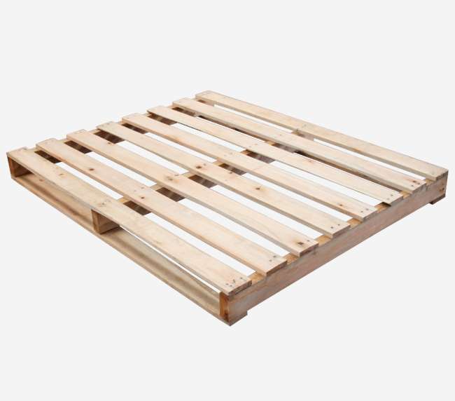 Foto de pallet para sacaria com ripas largas
